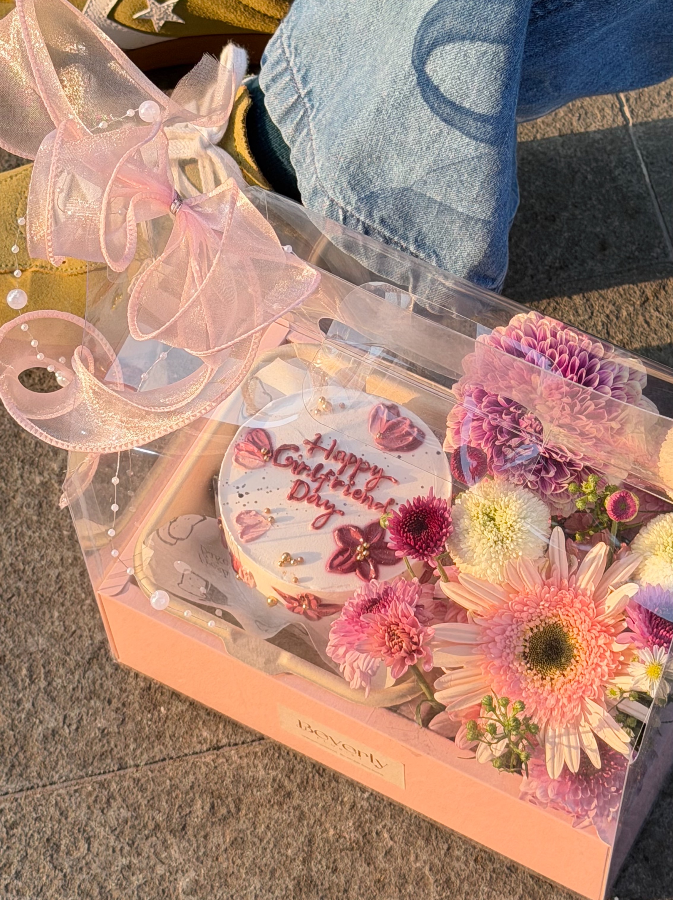 Flowers Cake for Girlfriend Day