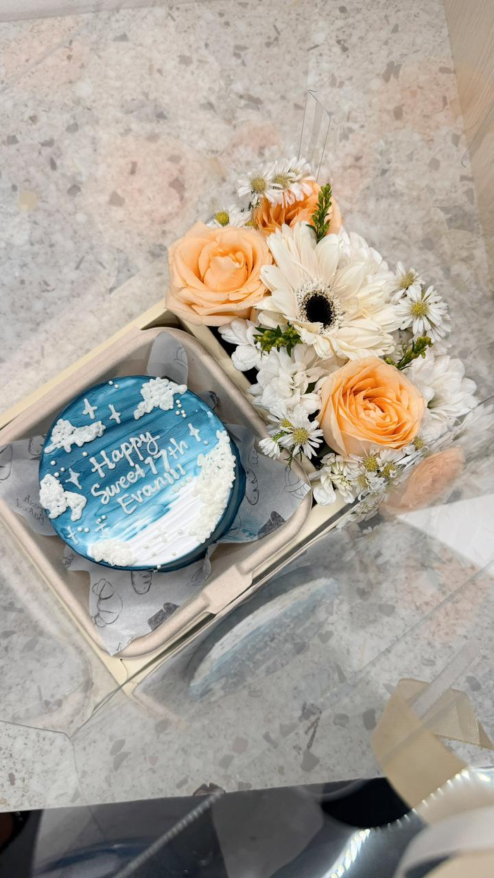Flowers Bento Cake